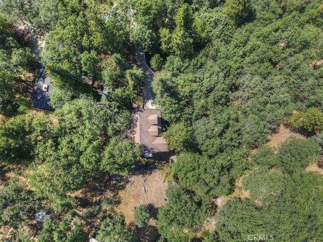 30228 Elfin Court, Running Springs, CA 92382