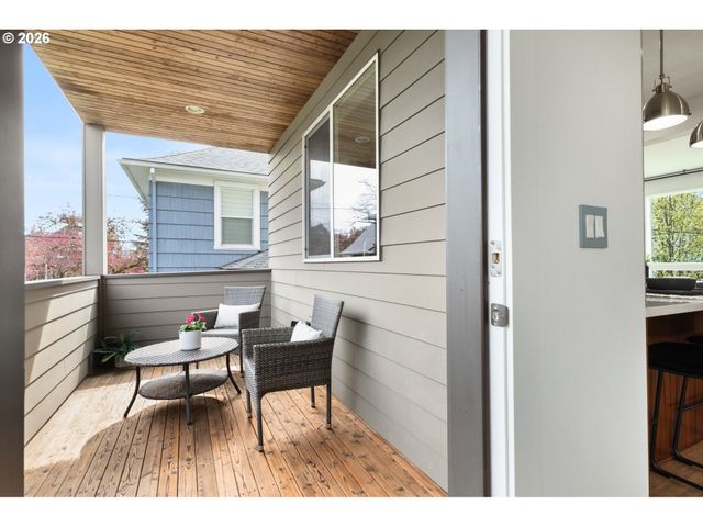 2626 Se 16TH Ave, Portland, OR 97202