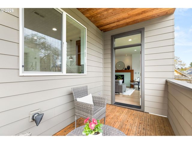 2626 Se 16TH Ave, Portland, OR 97202