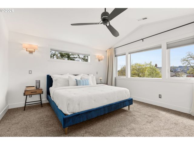 2626 Se 16TH Ave, Portland, OR 97202