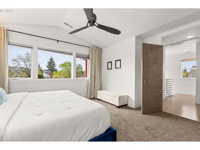 2626 Se 16TH Ave, Portland, OR 97202