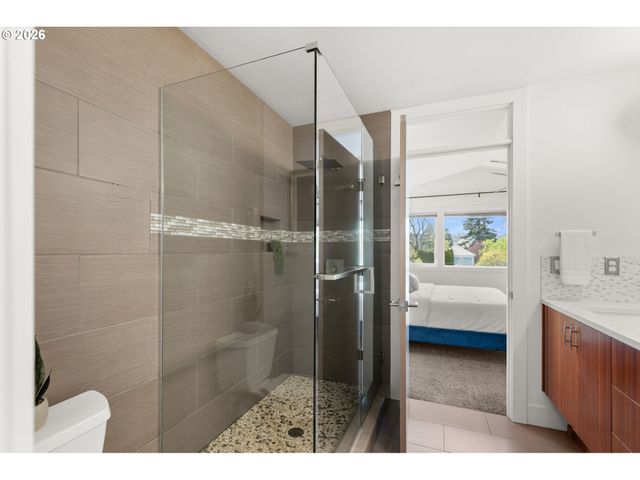 2626 Se 16TH Ave, Portland, OR 97202