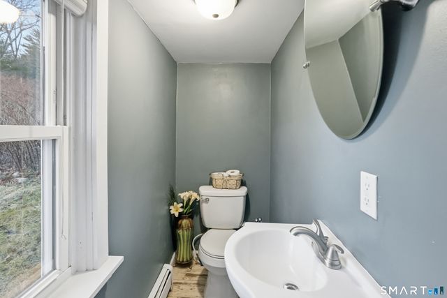 3 woodstock Avenue West, Putnam, CT 06260