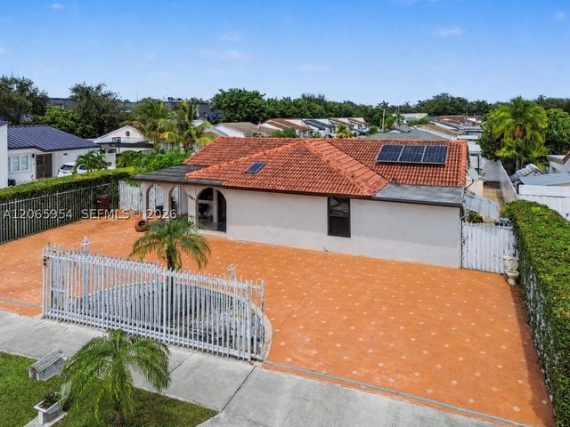 7961 W 6th Ave, Hialeah, FL 33014
