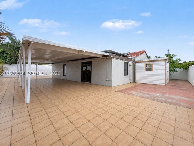 7961 W 6th Ave, Hialeah, FL 33014