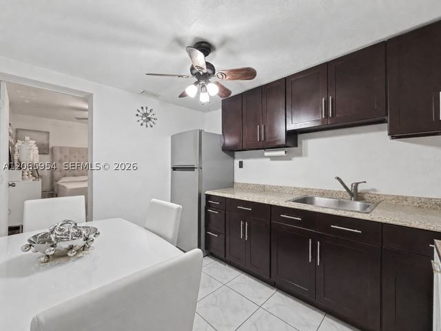 7961 W 6th Ave, Hialeah, FL 33014