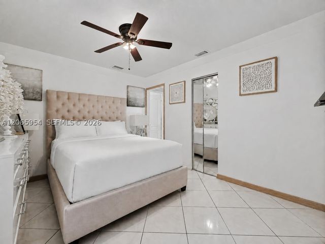 7961 W 6th Ave, Hialeah, FL 33014