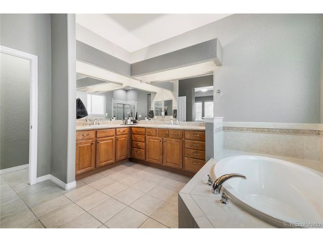 9884 Telluride St, Commerce City, CO 80022