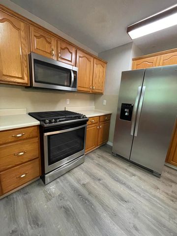 1056 Talking Rocks Road, Branson West, MO 65737