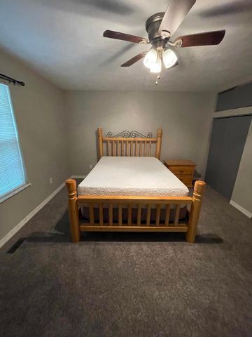 1056 Talking Rocks Road, Branson West, MO 65737