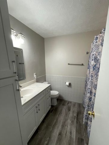 1056 Talking Rocks Road, Branson West, MO 65737