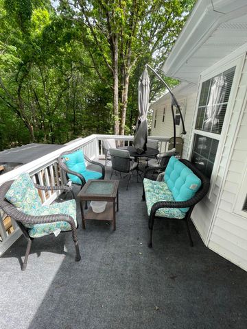 1056 Talking Rocks Road, Branson West, MO 65737