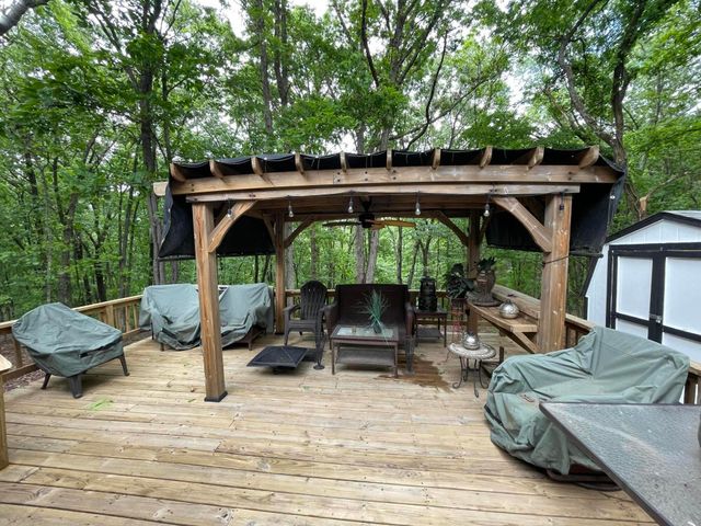 1056 Talking Rocks Road, Branson West, MO 65737