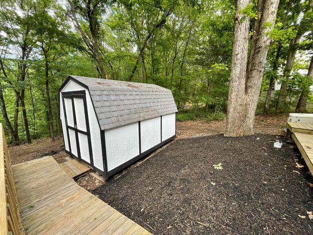 1056 Talking Rocks Road, Branson West, MO 65737