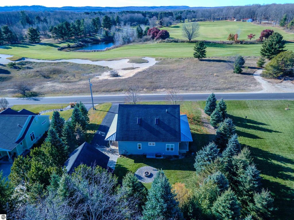 Image 46 of property listing at 7855 Keewenaw Drive, Thompsonville, MI 49683