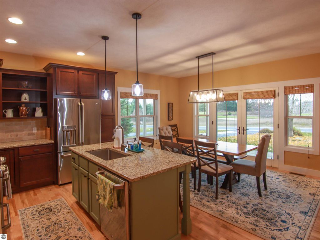 Image 9 of property listing at 7855 Keewenaw Drive, Thompsonville, MI 49683