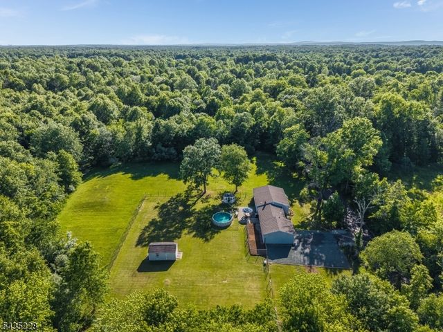 452 Barbertown Point Breeze, Kingwood Twp., NJ 08822