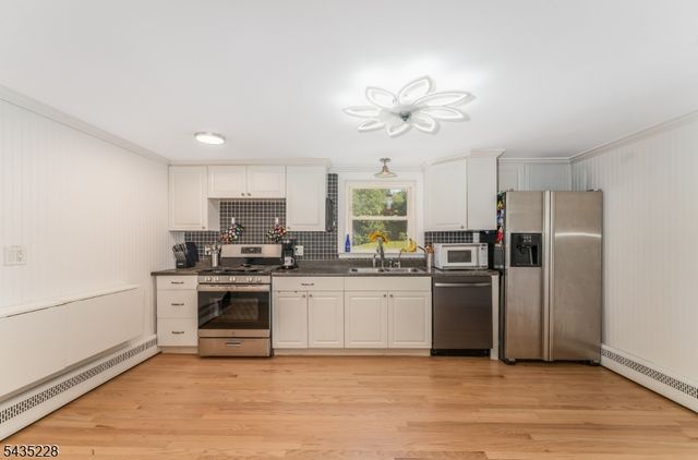 452 Barbertown Point Breeze, Kingwood Twp., NJ 08822