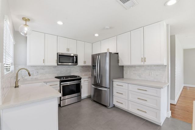 4814 Lido Lane, Houston, TX 77092