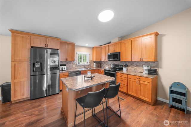18911 Joselyn Street SW, Rochester, WA 98579