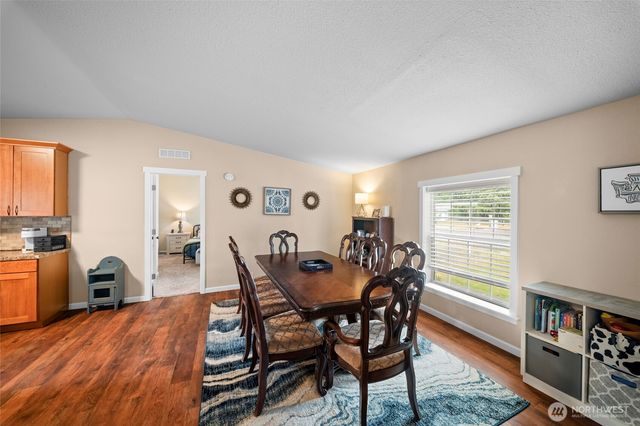 18911 Joselyn Street SW, Rochester, WA 98579