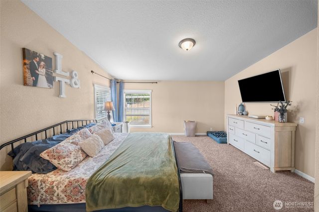 18911 Joselyn Street SW, Rochester, WA 98579