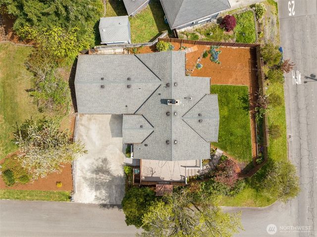 16204 Main Street, Bellevue, WA 98008