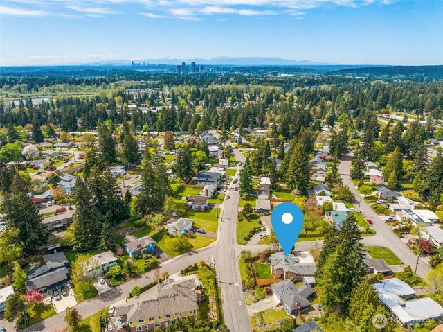 16204 Main Street, Bellevue, WA 98008