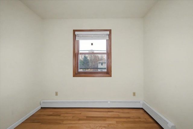 9 Hopkins Street, South Burlington, VT 05403