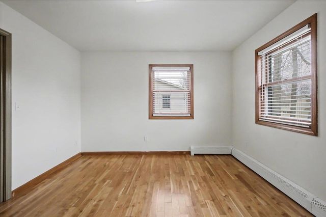9 Hopkins Street, South Burlington, VT 05403