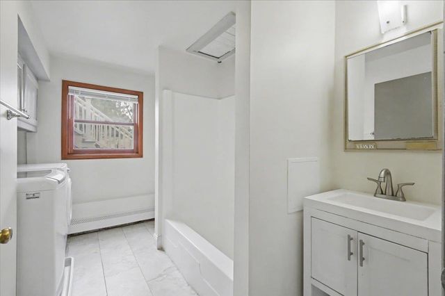 9 Hopkins Street, South Burlington, VT 05403