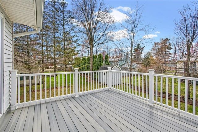 9 Hopkins Street, South Burlington, VT 05403