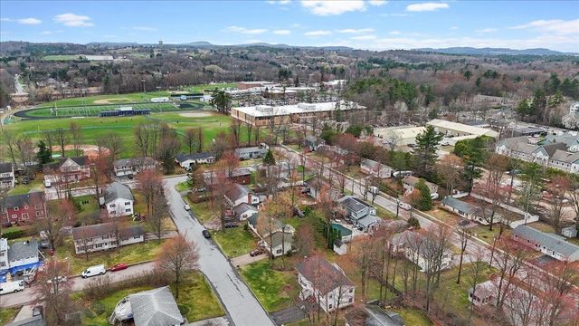 9 Hopkins Street, South Burlington, VT 05403