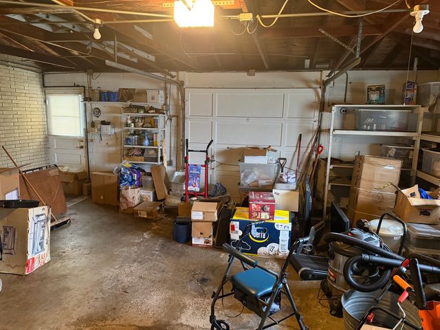 15265 Drexel Avenue, South Holland, IL 60473