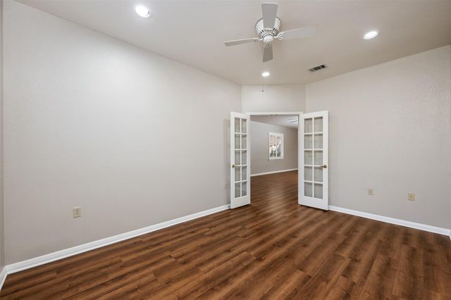 105 Lubbock DR, Georgetown, TX 78633