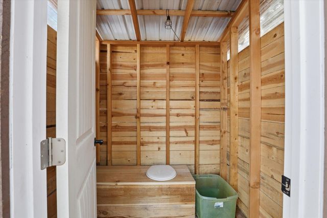 5511 W Glen Grove-Staley Rd, Deer Park, WA 99006