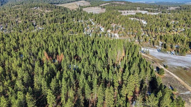 5511 W Glen Grove-Staley Rd, Deer Park, WA 99006