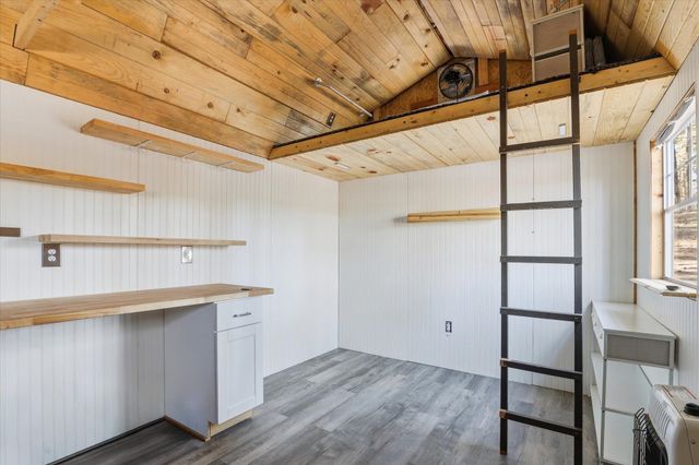 5511 W Glen Grove-Staley Rd, Deer Park, WA 99006