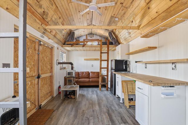 5511 W Glen Grove-Staley Rd, Deer Park, WA 99006