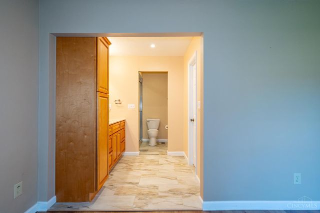 6385 Joseph Place, Centerville, OH 45459