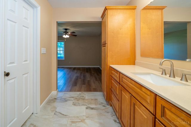 6385 Joseph Place, Centerville, OH 45459