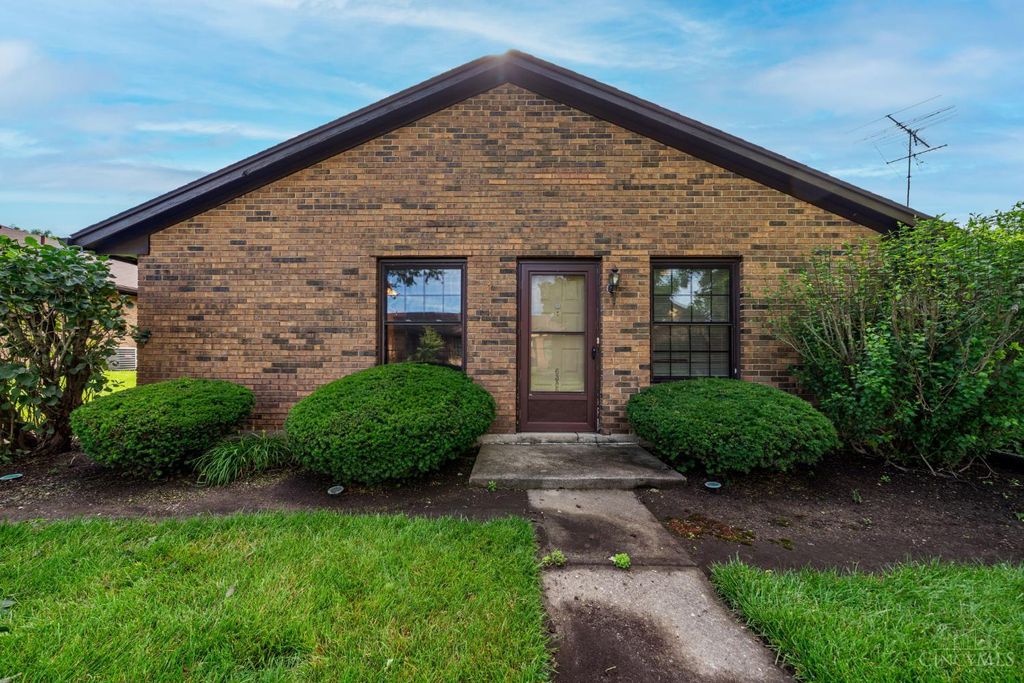 6385 Joseph Place, Centerville, OH 45459