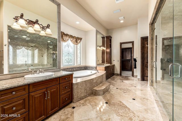 4326 E CAPRICORN Place, Chandler, AZ 85249