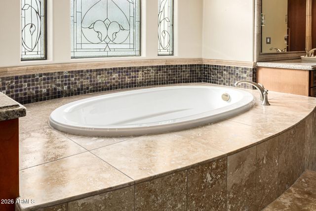 4326 E CAPRICORN Place, Chandler, AZ 85249