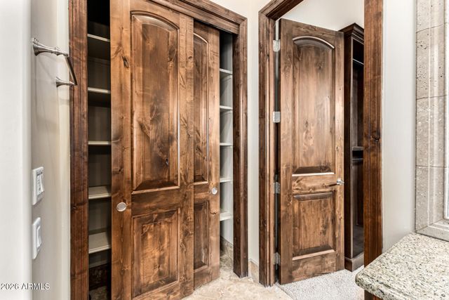 4326 E CAPRICORN Place, Chandler, AZ 85249