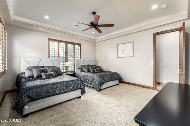 4326 E CAPRICORN Place, Chandler, AZ 85249