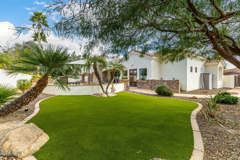 Image 92 of property listing at 4326 E CAPRICORN Place, Chandler, AZ 85249