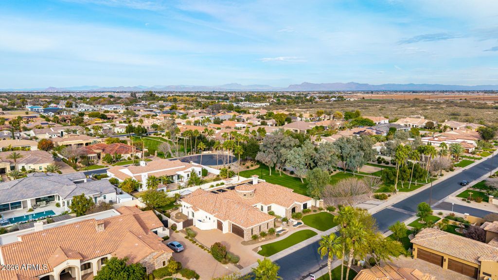 Image 99 of property listing at 4326 E CAPRICORN Place, Chandler, AZ 85249
