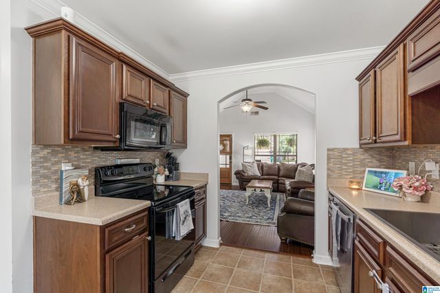 554 VILLAGE SPRINGS LANE, Springville, AL 35146