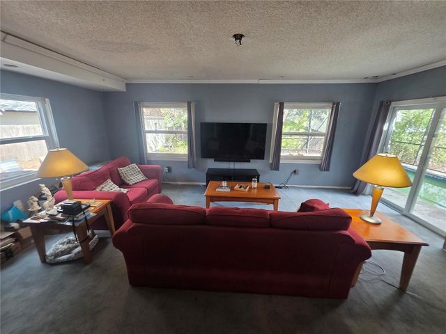 1015 RHODES AVENUE, Sarasota, FL 34237